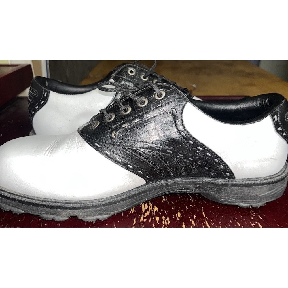 Hi-Tec V-Lite Typhoon II Golf Shoes Men's Size 11 Black White CDT - NO SPIKES - Picture 9 of 9